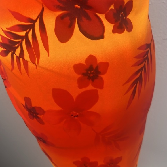 Swimsuit Cover - Picture 5 of 5